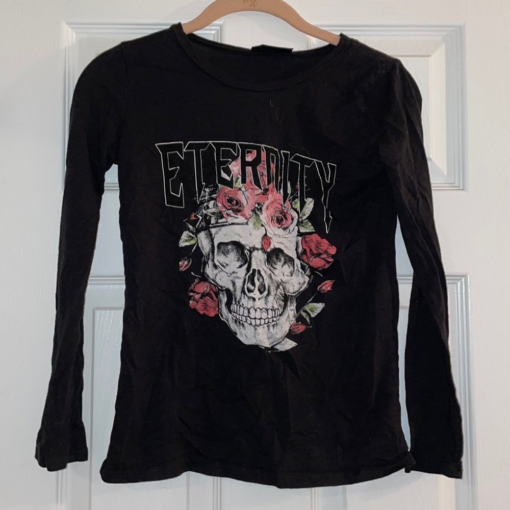 Girls distressed top